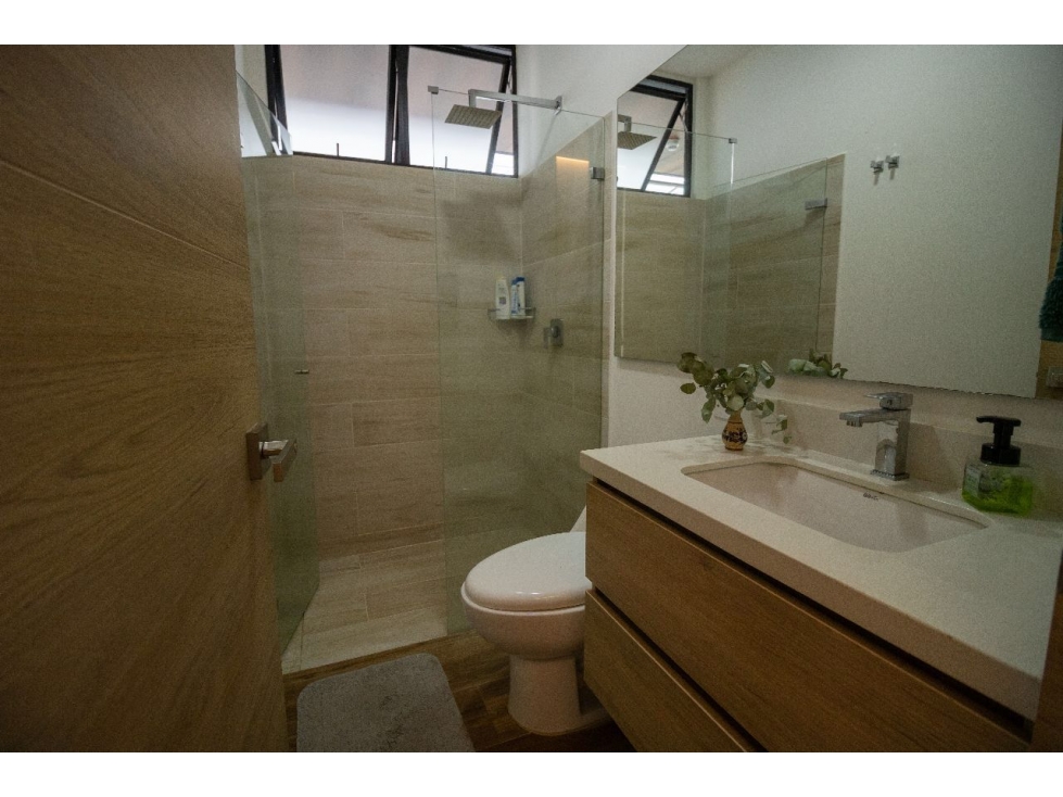 Apartamento sector Loma del Escobero con excelente vista — foto 3