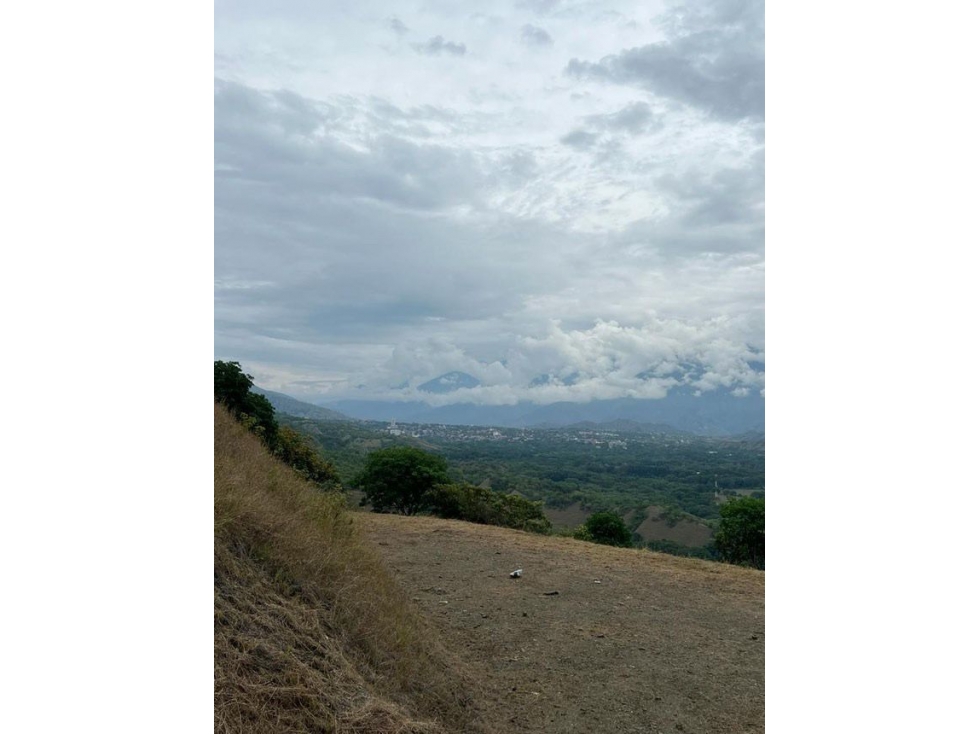EN VENTA - LOTE PLANO EN SANTA FE DE ANTIOQUIA A 5 MINS DEL PUEBLO - 3