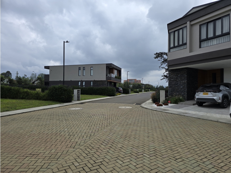 Vendo exclusivo Lote en parcelación Sereno - Llano Grande — foto 6