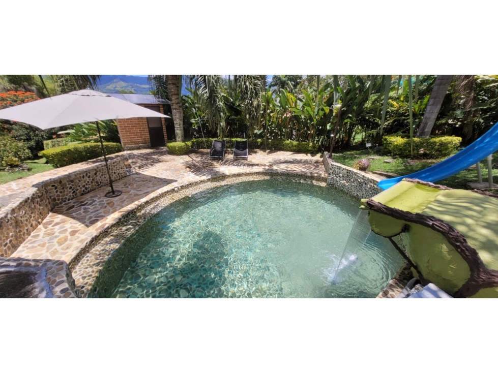 Excelente Finca Independiente en Venta Copacabana — foto 4