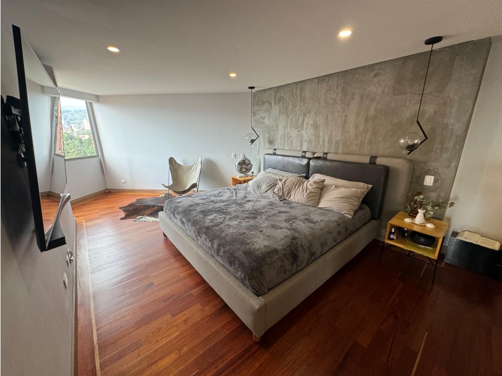 HERMOSO Y AMPLIO APARTAMENTO EN LOS BALSOS PARA VENTA — foto 4
