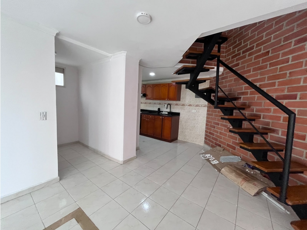 Excelente duplex en venta Loma del Indio Medellín — foto 5