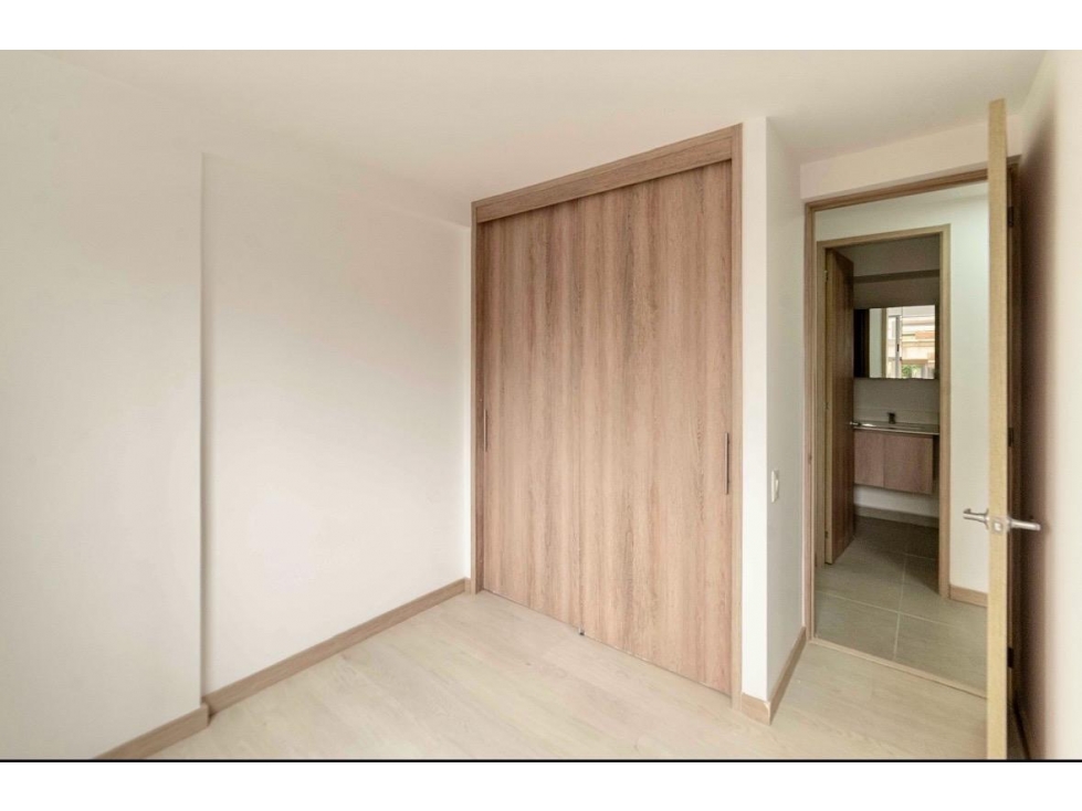 Excelente Apartamento en Venta en Sabaneta — foto 6