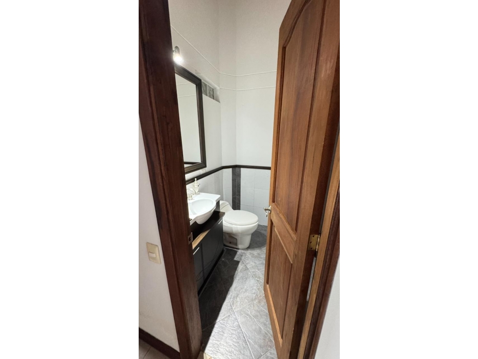 Excelente Casa en Venta en Llanogrande — foto 4