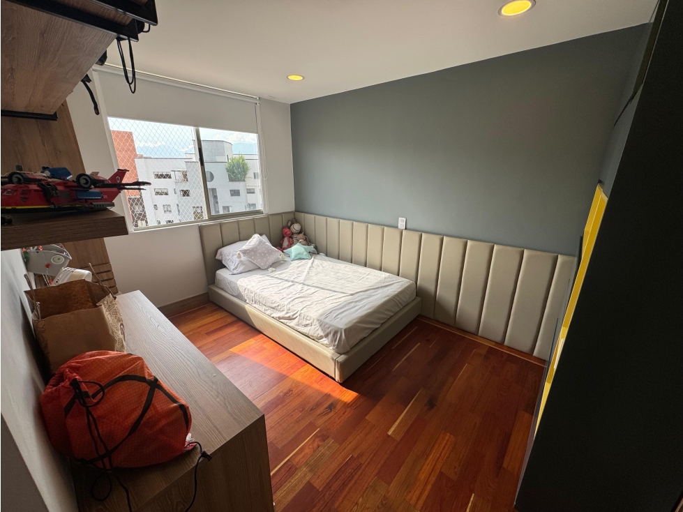 HERMOSO Y AMPLIO APARTAMENTO EN LOS BALSOS PARA VENTA — foto 5
