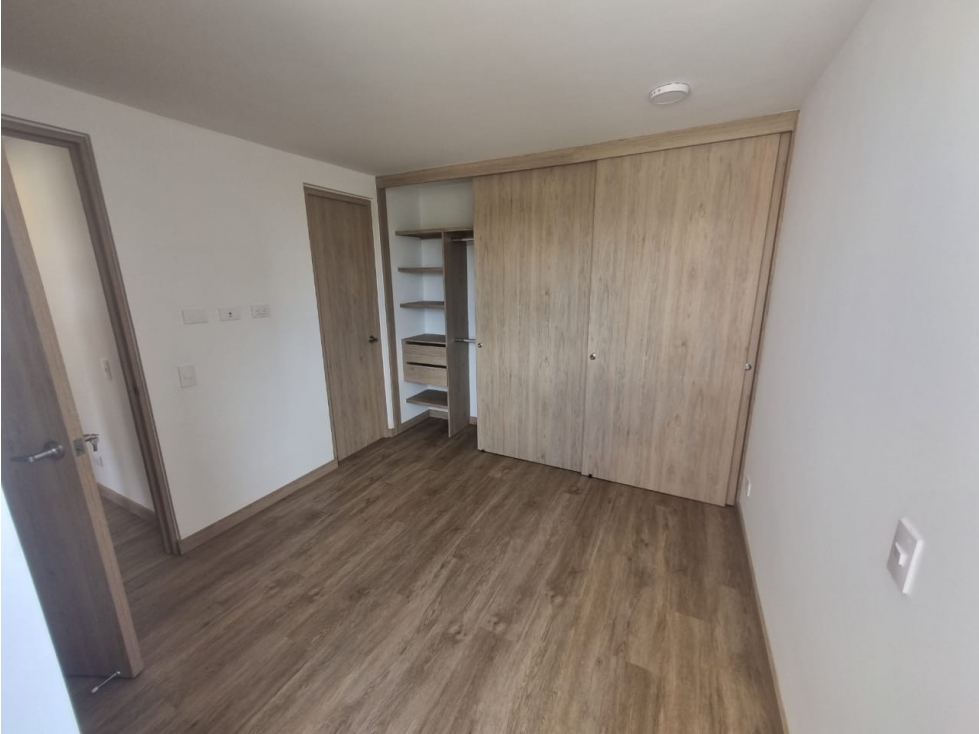 Vendo moderno apto en Viverdi, Rionegro. Con balcón y gran zona social — foto 4