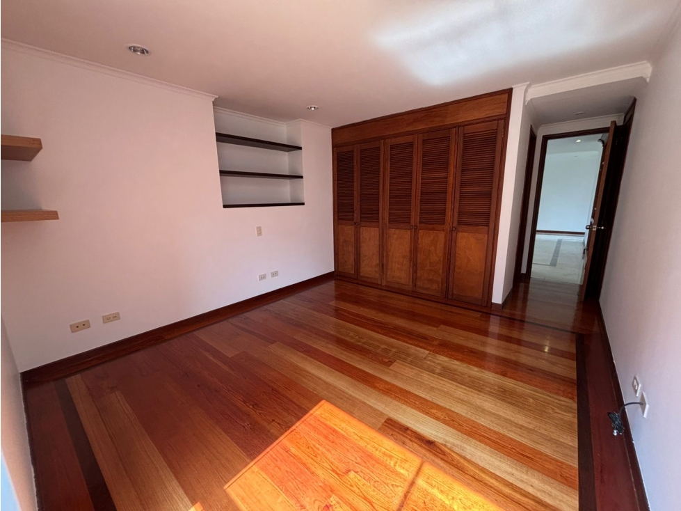 Vendo apartamento: amplitud, confort y naturaleza — foto 6