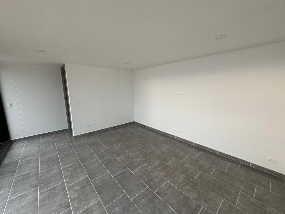 ESTRENA PENTHOUSE CON HERMOSA VISTA EN ENVIGADO — foto 3