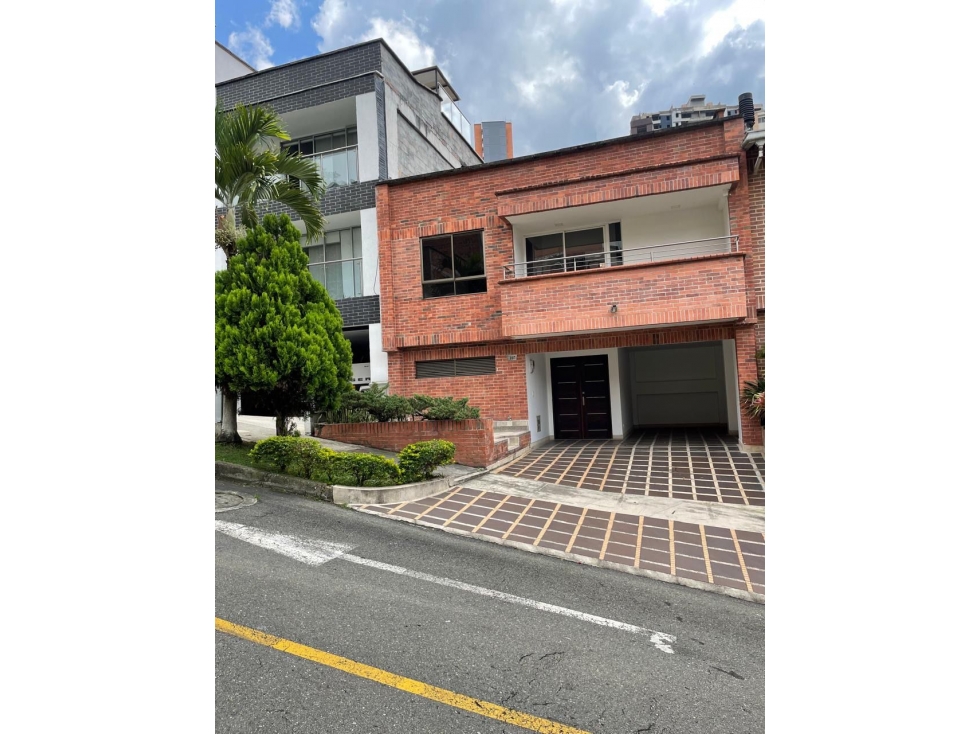 ESPECTACULAR CASA EN LA DOCTORA SABANETA — foto 5