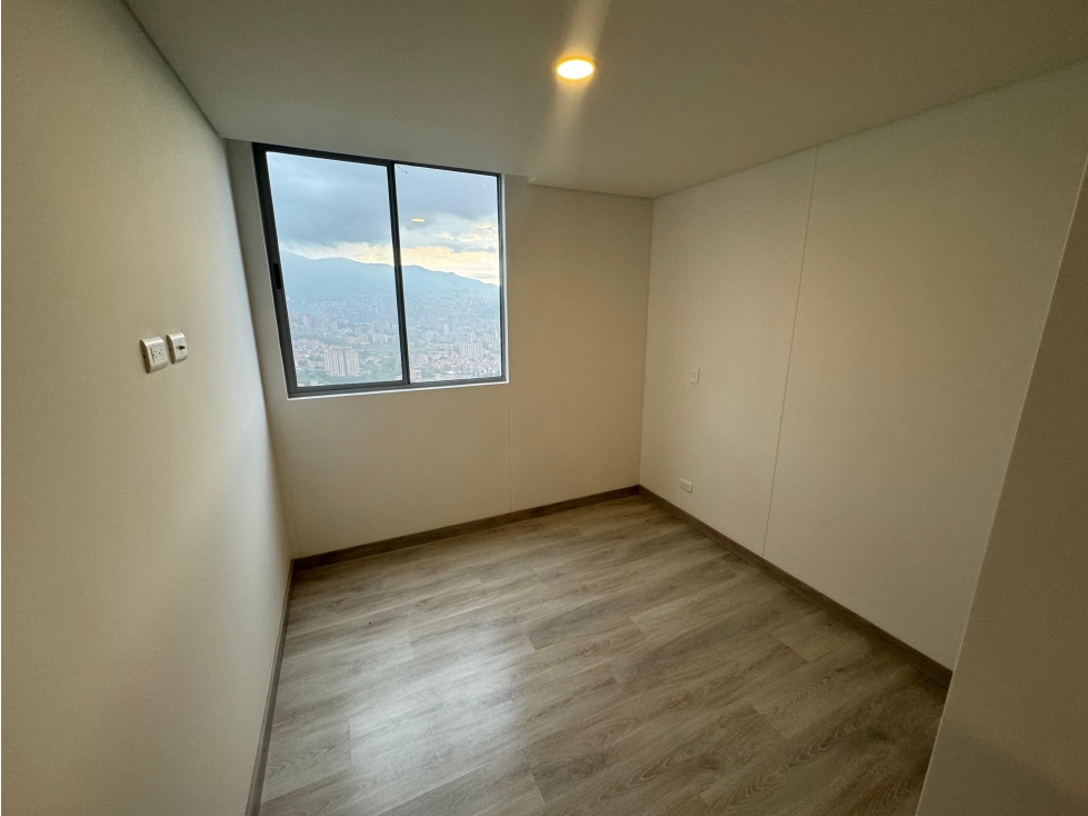 ESTRENA PENTHOUSE CON HERMOSA VISTA EN ENVIGADO — foto 5