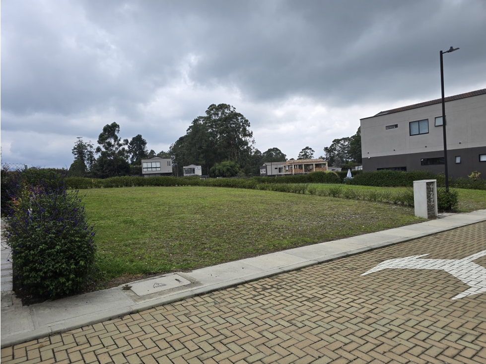 Vendo exclusivo Lote en parcelación Sereno - Llano Grande — foto 3