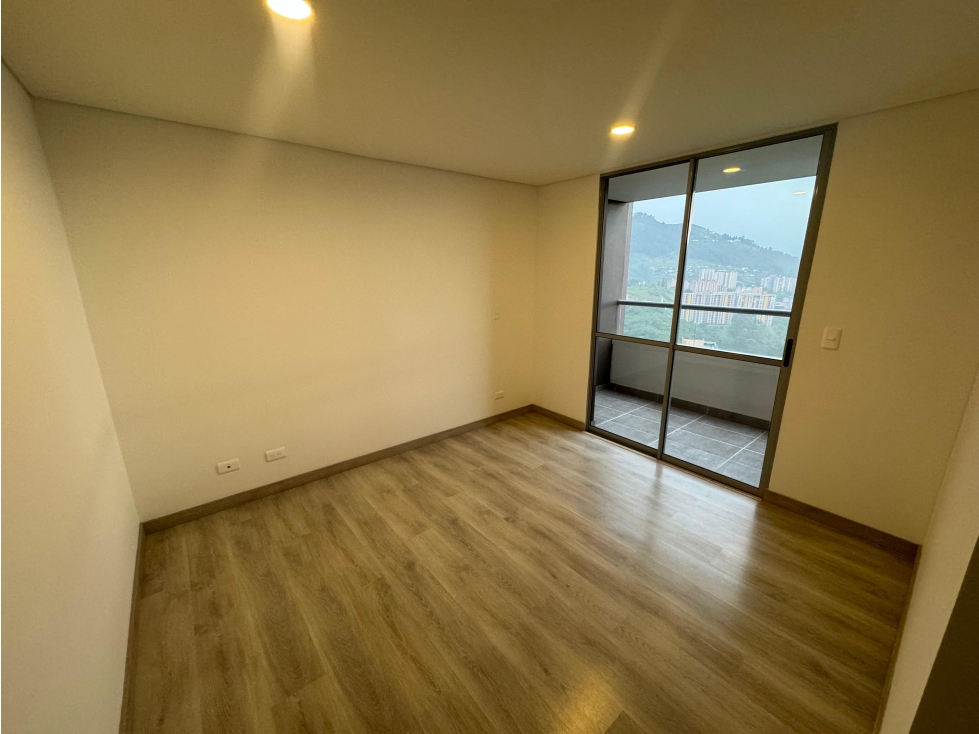 ESTRENA PENTHOUSE CON HERMOSA VISTA EN ENVIGADO — foto 6