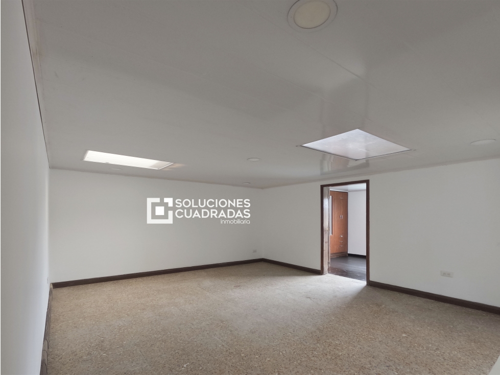 Venta Casa Rentable en Sopó (2Apt+2Locales) — foto 4