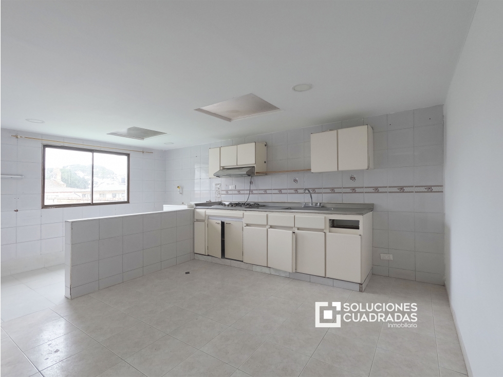 Venta Casa Rentable en Sopó (2Apt+2Locales) — foto 5