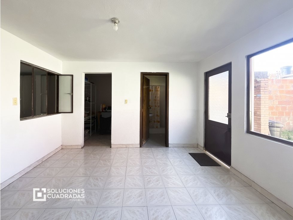 Venta Casa en el Centro de Sopó con Zona Verde - 6