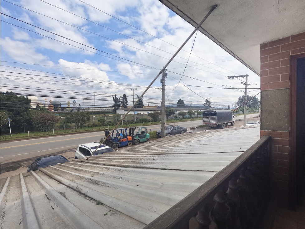 Arriendo Bodega u oficinas en Sopó - Briceño - 4