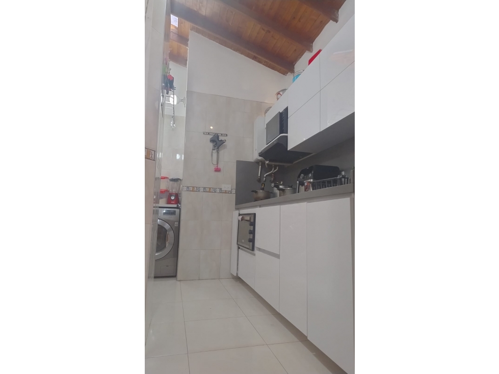 VENTA APARTAMENTO EN EL BARRIO EL LIMONAR, UNIDAD GRATAMIRA — foto 2