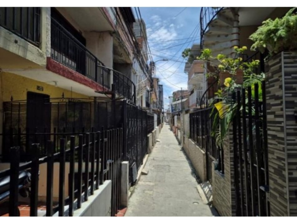 VENTA DE CASA EN FLORALIA PARA INVERSIONISTA