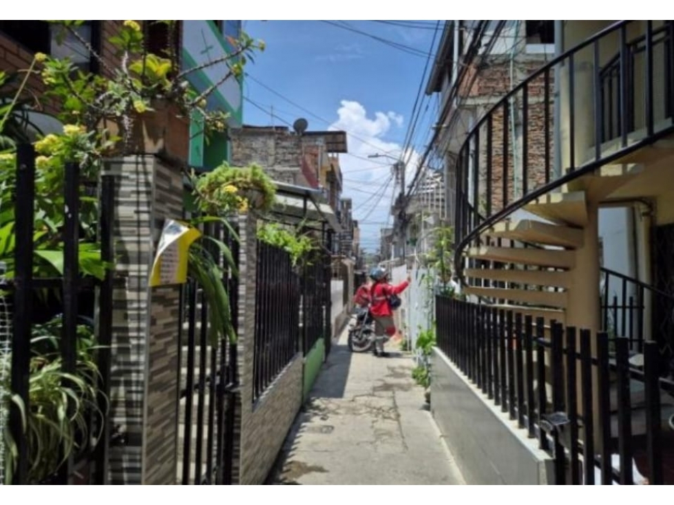 VENTA DE CASA EN FLORALIA PARA INVERSIONISTA — foto 2