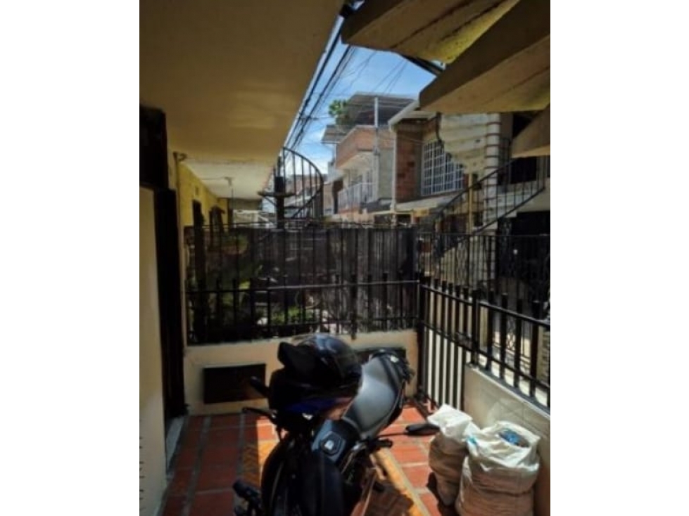 VENTA DE CASA EN FLORALIA PARA INVERSIONISTA — foto 5