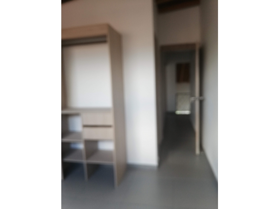 VENTA APARTAMENTO EN MEDELLIN, CERCA A LA ESTACIÓN HOSPITAL DEL METRO — foto 5