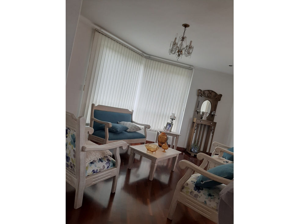 VENTA APARTAMENTO - POBLADO CASTROPOL