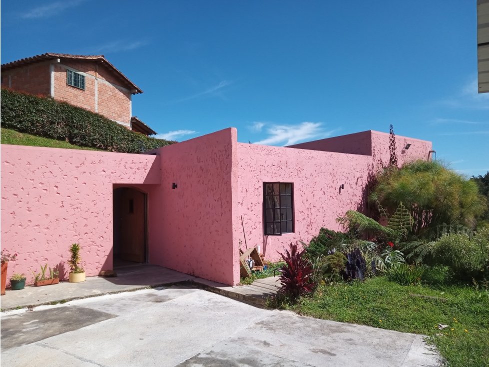 VENTA CASA CAMPESTRE EN RIONEGRO
