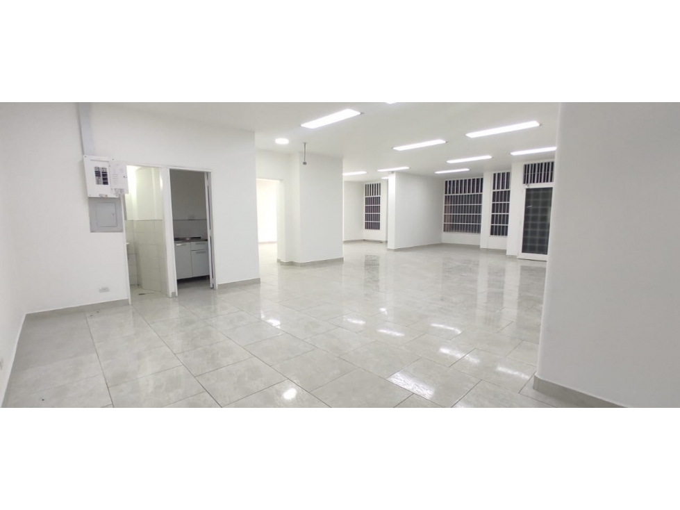 VENTA LOCAL COMERCIAL EN EL CENTRO DE MEDELLÍN