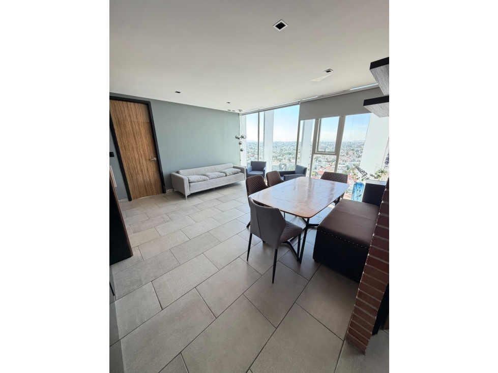 Departamento en Renta Amueblado en Torre Loreta, Lomas de Angelópolis - 1