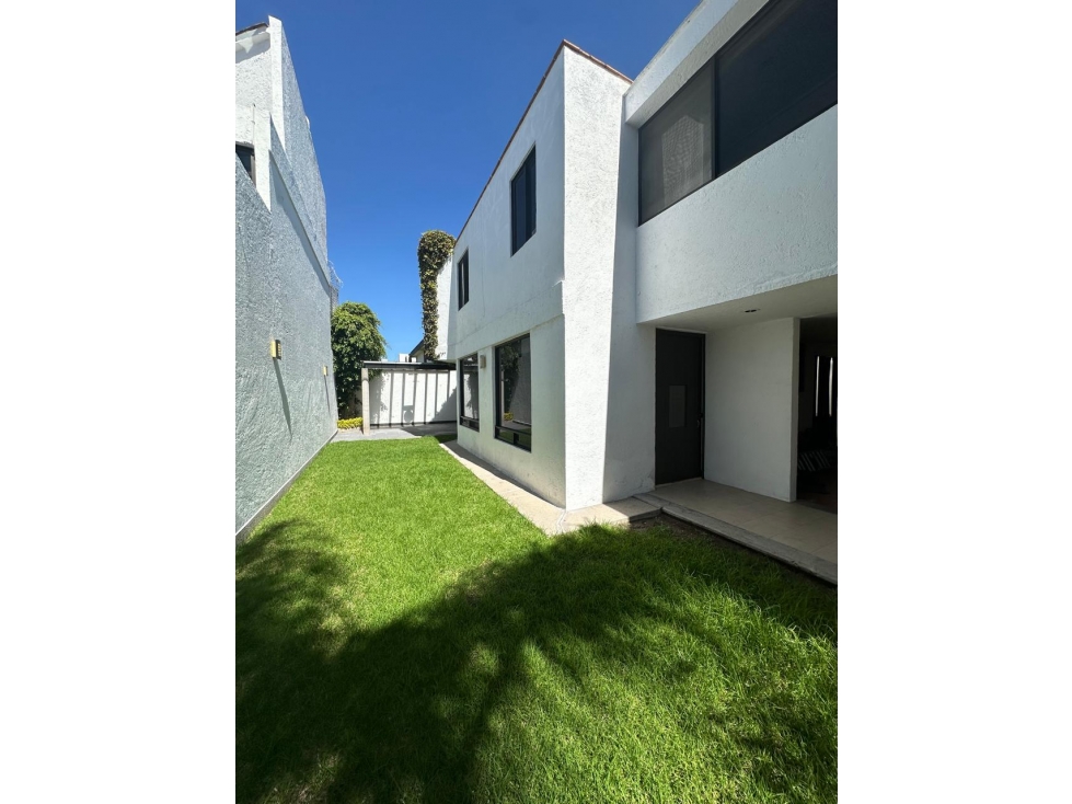 Casa en Venta en Arcos del Sur, Calle Bruselas, Camino Real a Cholula — foto 2