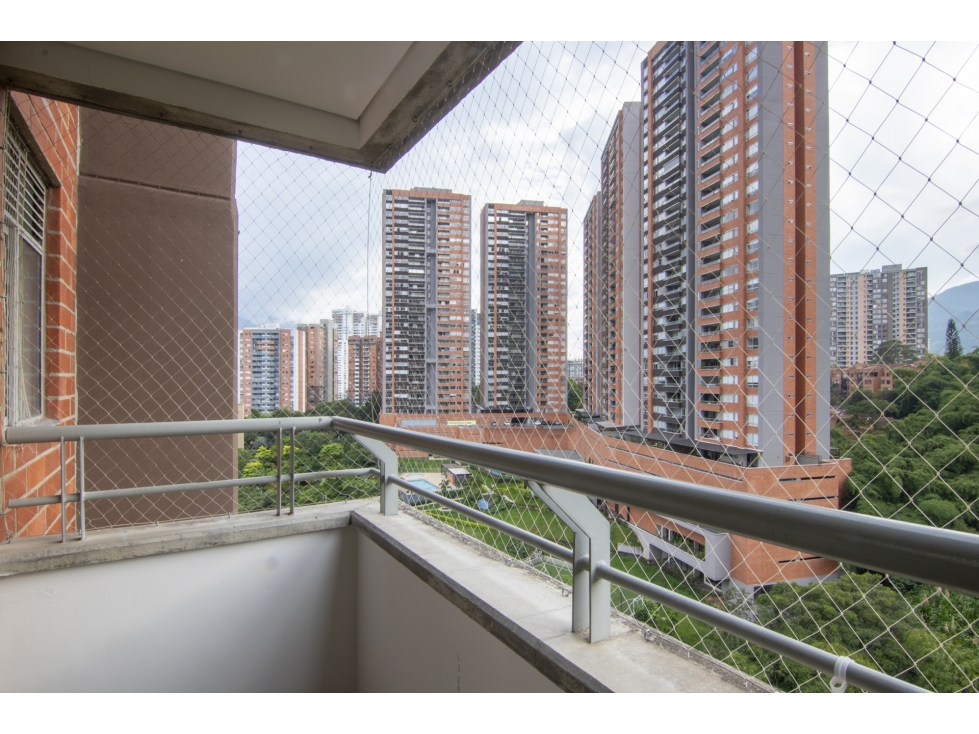 Apartamento en sector de Pilsen - Itagui