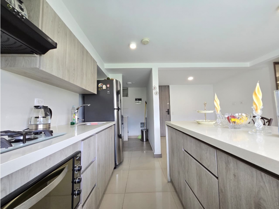 APARTAMENTO lLUMINADO ITAGUI , SURAMERICA VISTA VERDE — foto 5