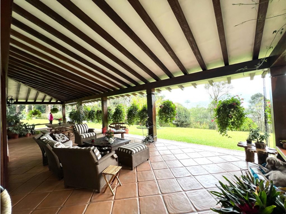 Exclusiva Casa en Venta en El Retiro