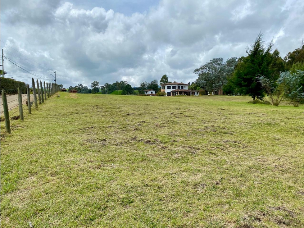 VENDO LOTE SAN PEDRO DE LOS MILAGROS - URBANIZACIÓN CERRADA — foto 4