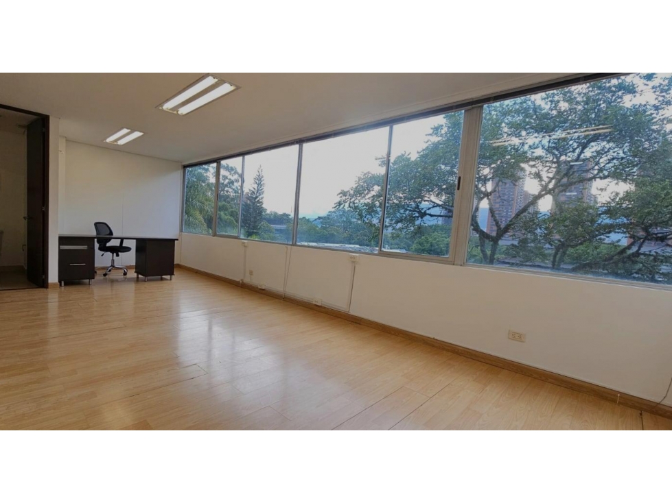 Oficina en venta, Poblado, Villa Carlota