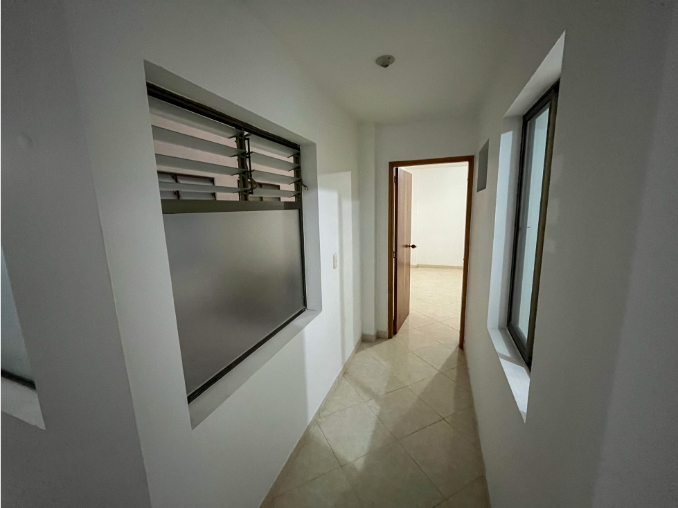 Apartamento en zona plana de Itagüí Las Asturias muy amplio. — foto 5