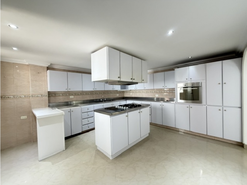 Apartamento para venta, laureles, santa teresita colegio Bethlemitas