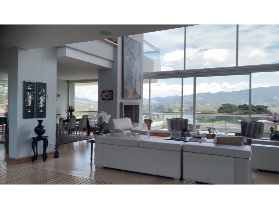 Espectacular casa El Retiro en exclusivo conjunto residencial