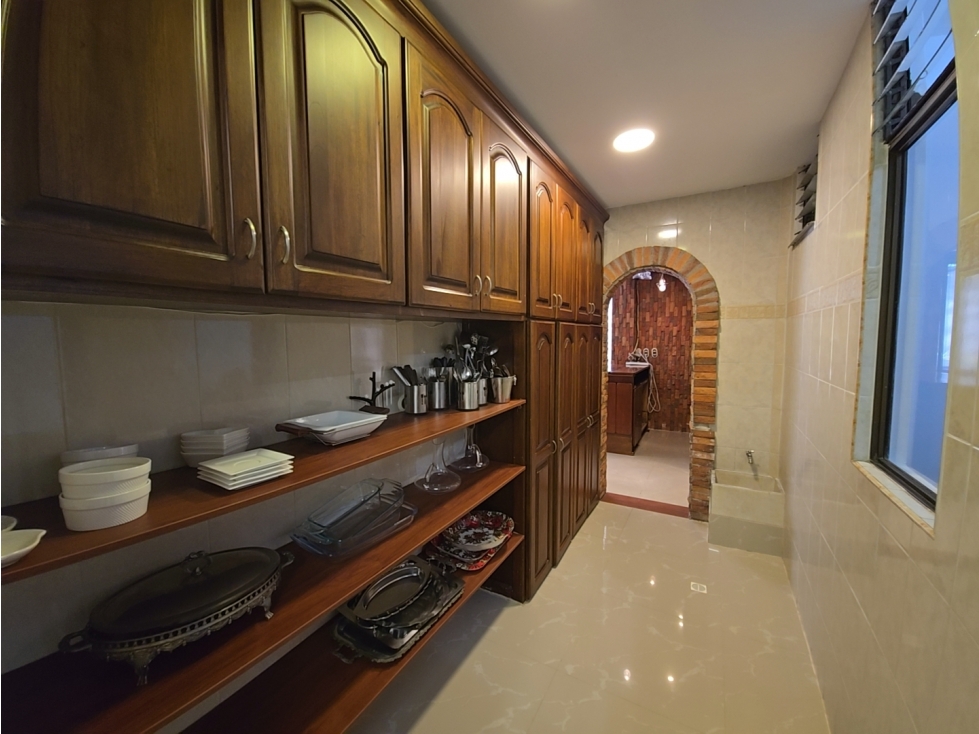 Casa de Lujo Exclusiva en Cola del Zorro, El Poblado. — foto 4