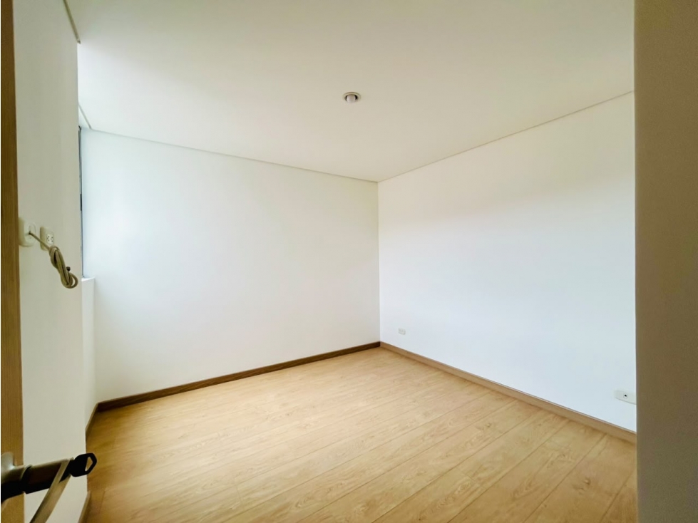 Apartamento en venta Loma San José-Parte Baja. — foto 6