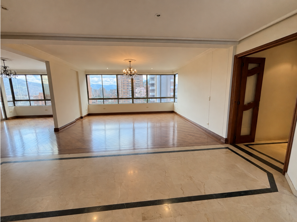 Apartamento en El Poblado,Loma de los parra