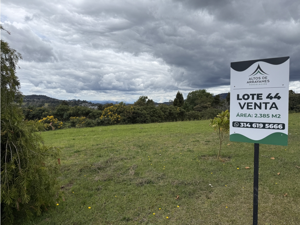 Exclusivo lote en parcelación en Alto de las Palmas