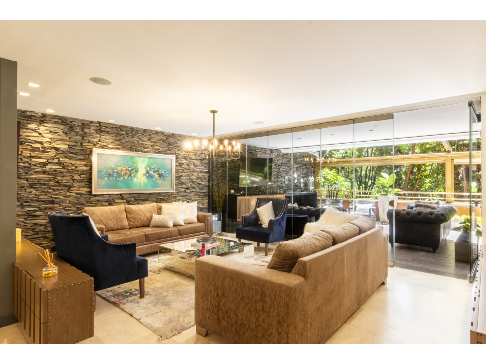 Hermoso apartamento Remodelado en la loma de los Parra - El Poblado