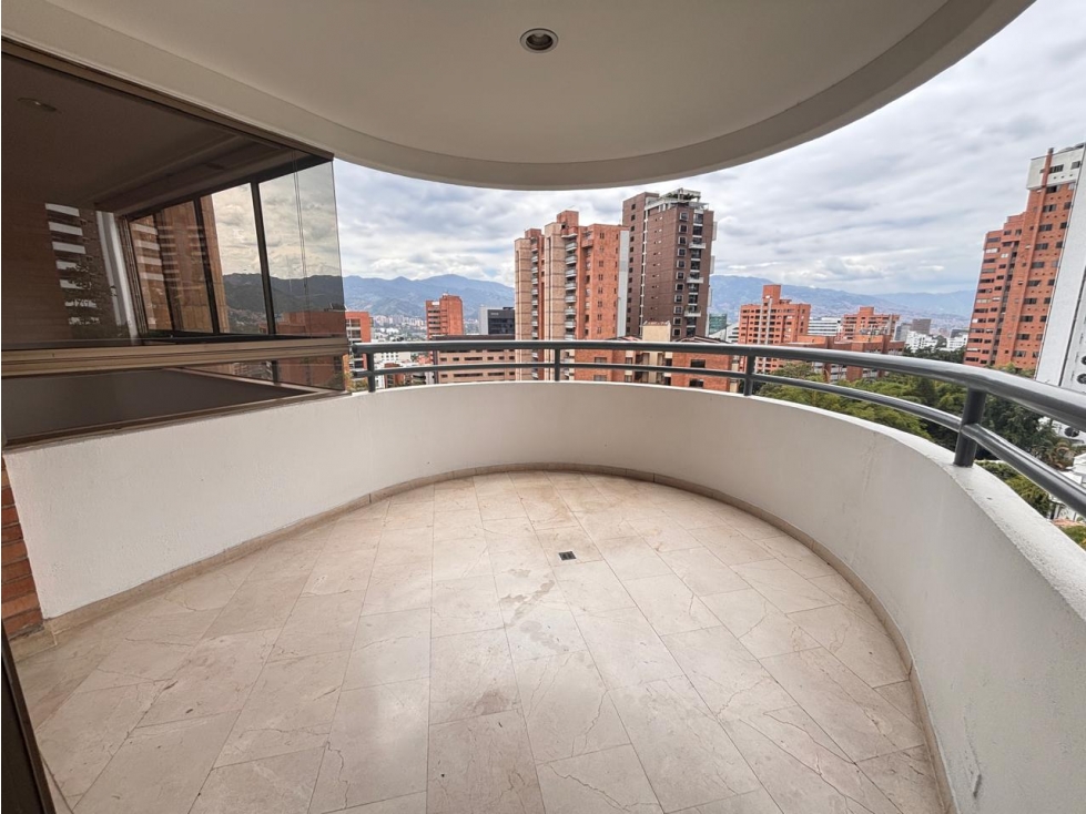 Apartamento para arriendo en El Poblado. — foto 2