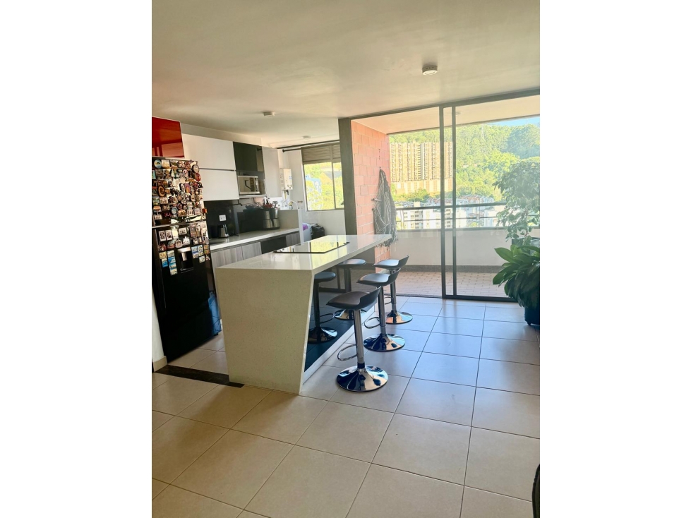 Apartamento remodelado en Loma del Indio — foto 4