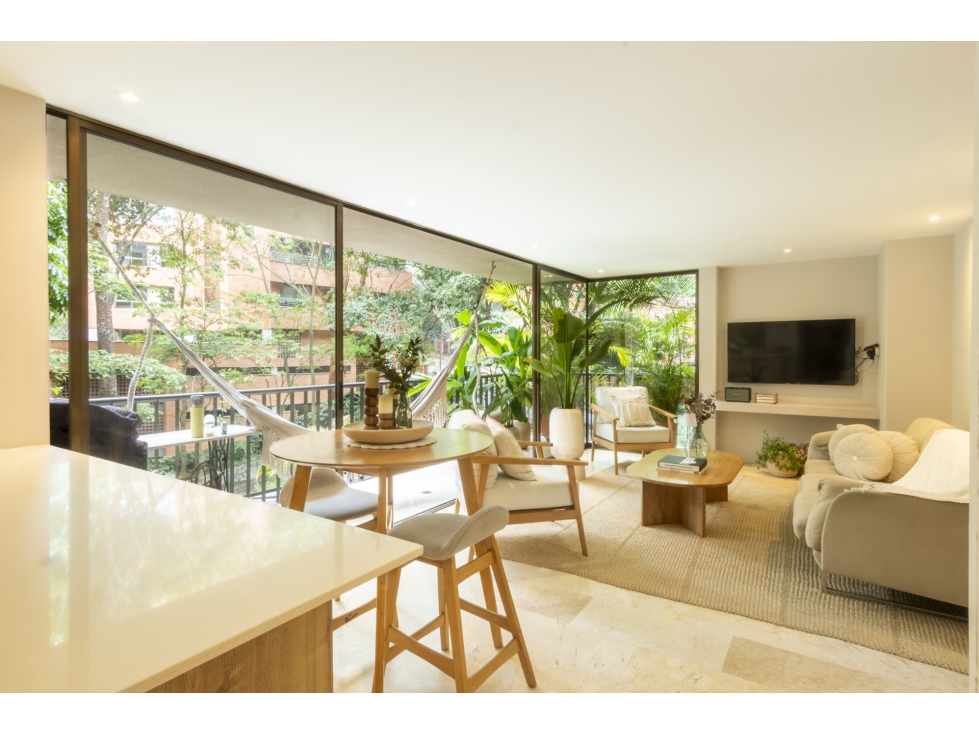 Hermoso apartamento en venta en sector de el Campestre - El Poblado — foto 2
