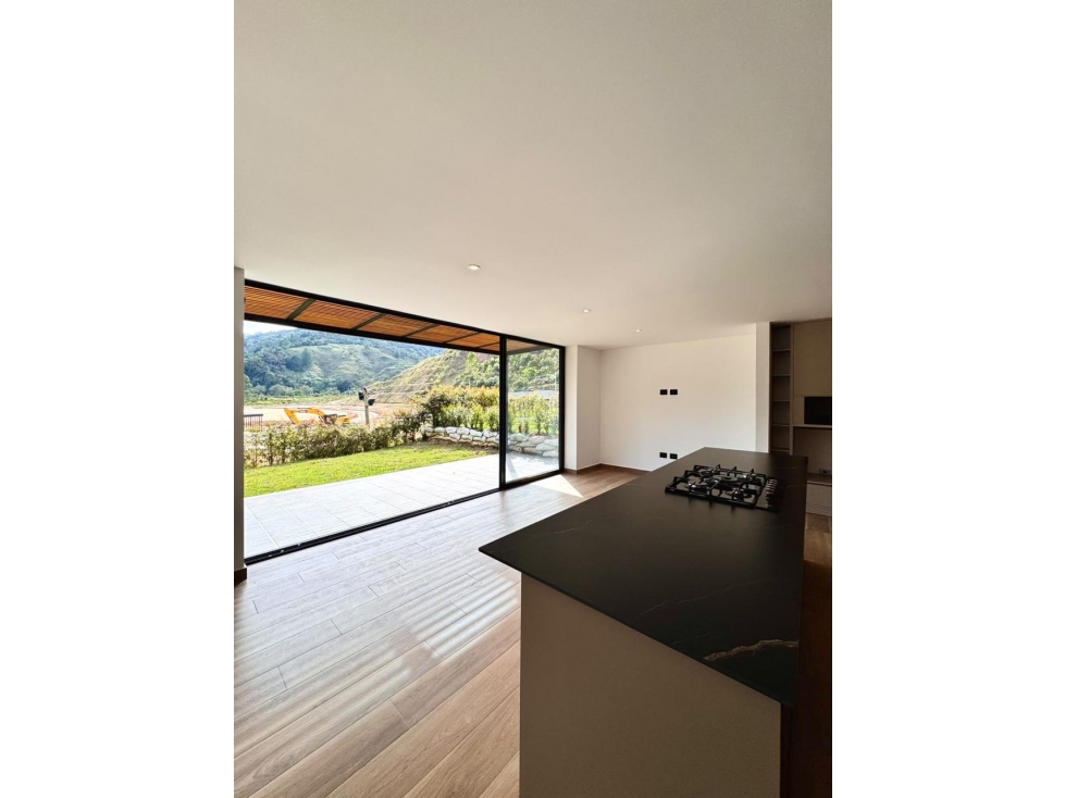 CASA EN VENTA HACIANDA LA ARGENTINA- EL RETIRO