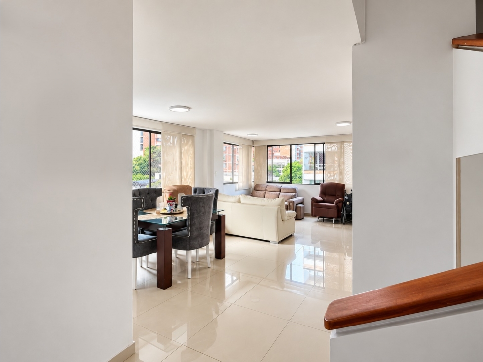 Apartamento dúplex en sector de Laureles — foto 4