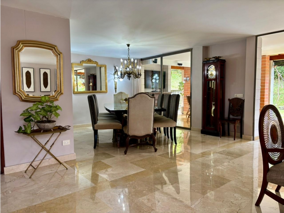 Casa en venta con excelente distribución, Loma del chocho-Envigado — foto 3