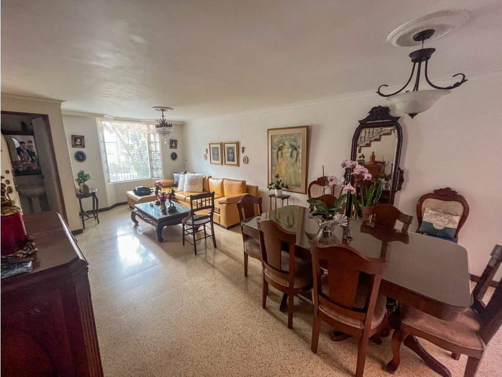 Casa en el poblado las lomas 2 gran oportunidad para remodelar — foto 5